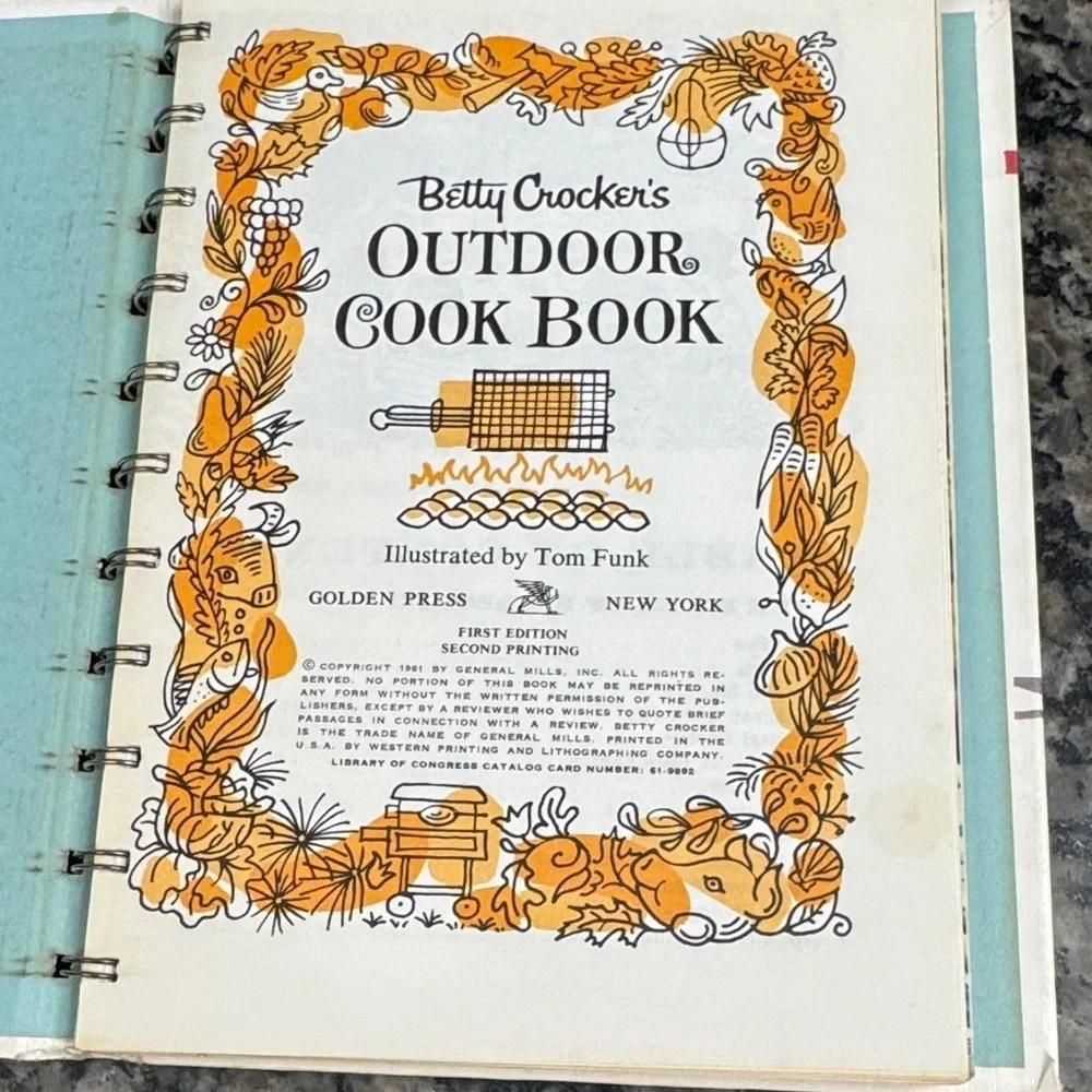 Betty Crocker Outdoor Cookbook Vintage 1961 EUC
